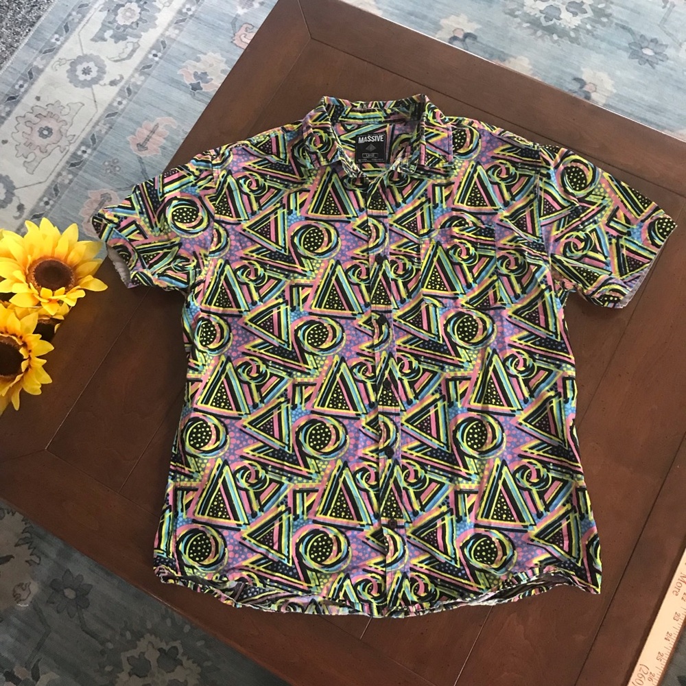 Massive Men's Multicolor Geometric Casual Button Down Shirt LARGE